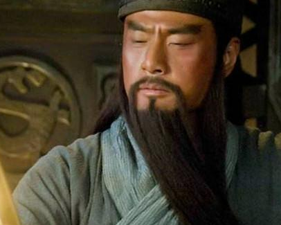 刘备称帝为什么不给关羽和张飞封王 刘备不器重这两人吗