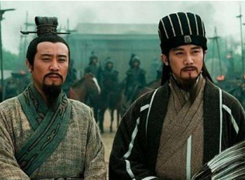 曹操当时如日中天，为什么诸葛亮没有选择他？