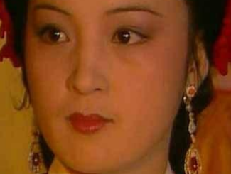 红楼梦中端午节赐礼是什么意思？元春为什么不直接下谕赐婚？