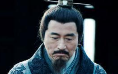 萧何不像韩信那样开疆拓土，他为何却能位列众卿之首？