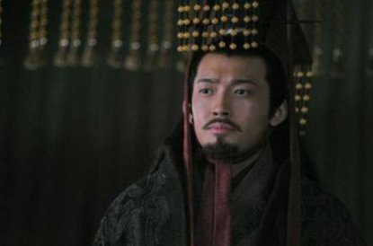 刘备去江东的时候，为什么要让赵云贴身陪同呢？