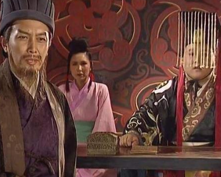 诸葛亮死后刘禅为何杀遗老重臣 刘禅这么做有什么目的