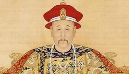 康熙与乾隆都是长寿皇帝，雍正为何却只在位13年？