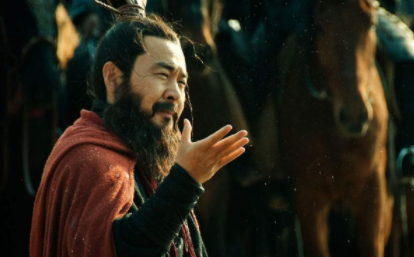 诸葛亮非常有远见，为何却选择了落魄的刘备呢？