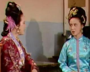 贾赦讨要鸳鸯时，邢夫人是如何看出来王熙凤耍心机了的？