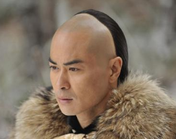 胤禔因争夺皇位而被圈禁二十年，圈禁期间过着怎样的生活？