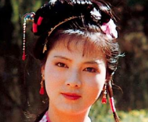 红楼梦中袭人的生活是如何一步一步改变的？