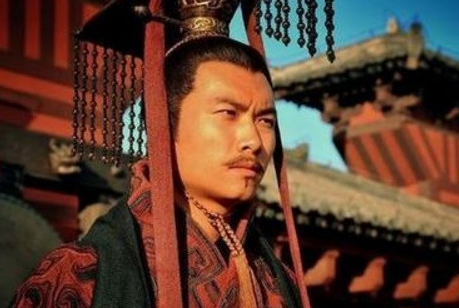 历史上是谁说曹丕当皇帝不过十年的？