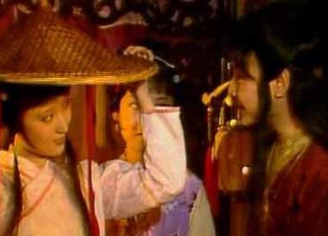 北静王的香串与蓑笠为何都在黛玉那？有何深意？