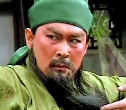 关羽打仗那么的厉害 刘备会给关羽发多少钱的工资