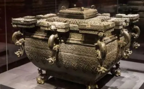 古代没有空调，古人夏天如何度过呢？