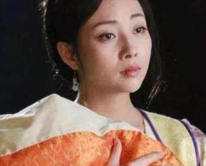 古代有钱人为什么要请奶妈喂养孩子 请奶妈可谓是一举两得的好事