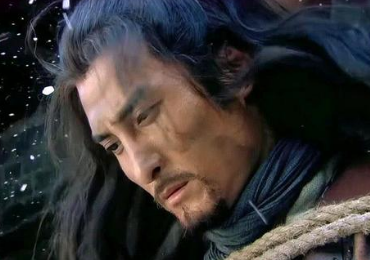 林冲为何会被逼上梁山？他最后又为何会病逝于六和寺？