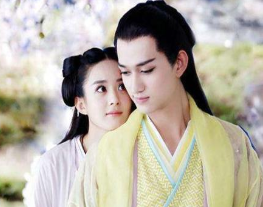 《摸鱼儿·雁丘词》元好问所作，表达了对至情至爱的讴歌