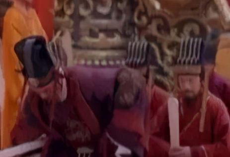 古代大臣为了不迟到不早退，凌晨就要起床？