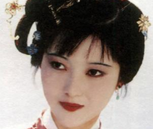 红楼梦中邢岫烟与贾府众人有何不一样？有何深意