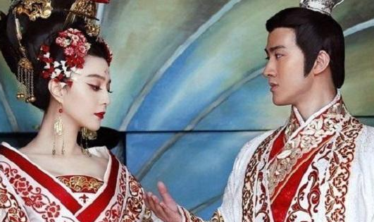 武则天是如何入宫的？她是有没有势力背景呢？