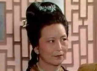 红楼梦中王熙凤为何不被邢、王二夫人喜欢？
