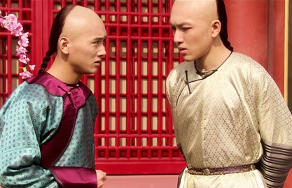 弘时犯了什么罪，为何会被削除宗籍？