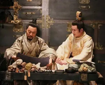 曹植所作的《公宴》，是诗人生活欢乐的真实写照