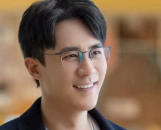 《先生们请立正》讲的是什么故事？四大人气男神加盟