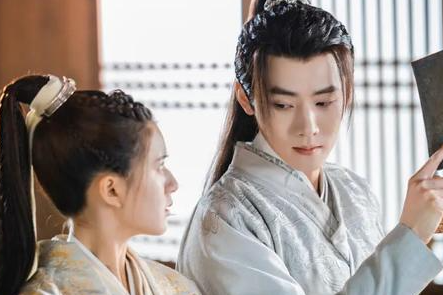 《国子监来了个女弟子》中赵露思的表现怎么样？
