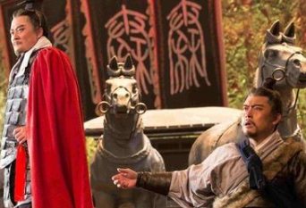 秦惠文王即位之后就立马处决了商鞅，是在害怕吗？