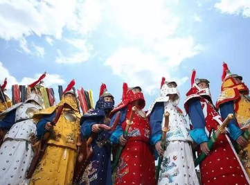 努尔哈赤为什么不选择多尔衮作为接班人？当时是如何选择的？