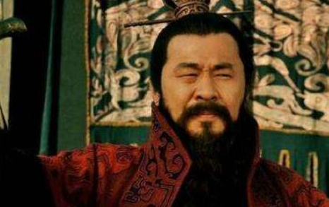 许褚醉酒之后，为何张飞都打不过他呢？