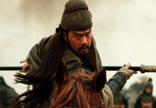 关羽巅峰时期的战斗力究竟有多强？他的武力值如何？