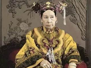 历史上真实的慈禧是什么样的？有过也有功