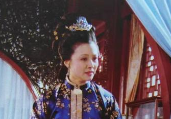 红楼梦中贾惜春与尤氏之间的关系怎么样？