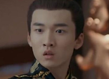 献文帝拓跋弘是如何登上帝位的?18岁就退位太上皇