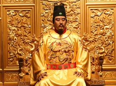 朱元璋幼年时候过着怎样的生活？朱重八这个名字是怎么来的？