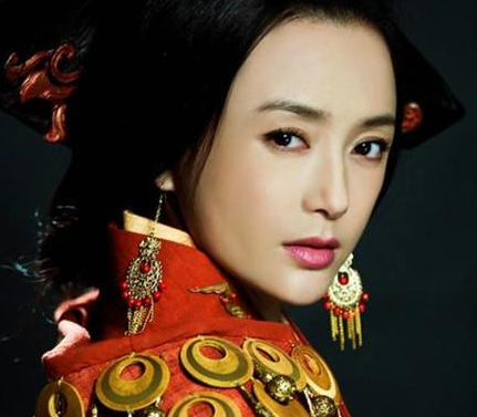 吕后在杀韩信的时候为什么要用竹竿 偌大的皇宫就没有兵器了吗