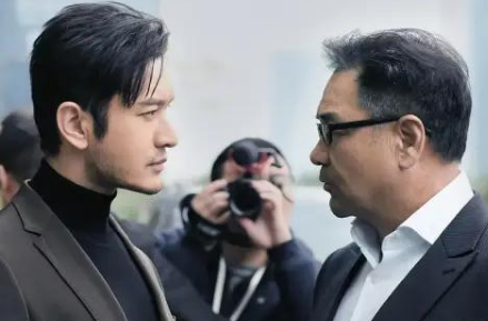 《紧急公关》黄晓明是什么人设？蔡文静演技又拖后腿