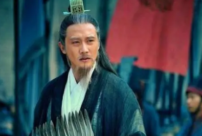 诸葛亮为什么何时何地都扇不离手呢？