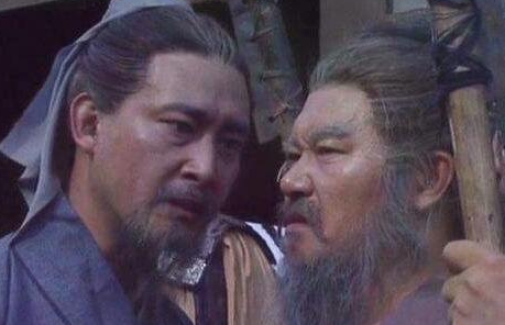 姜维深得诸葛亮重视，他有邓艾厉害吗？