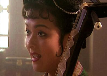 阎婆惜要背着宋江找张三的原因是什么？