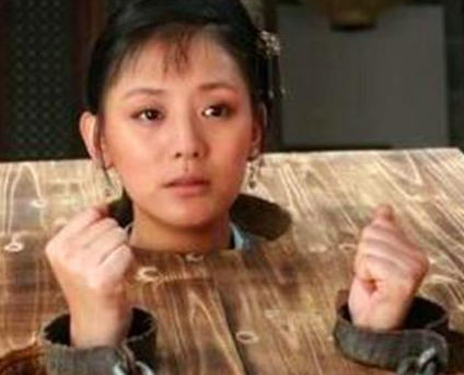 古代衙役在押送女犯人的时候 他们为何要抢着去押送