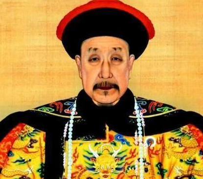 乾隆生前那么喜欢作诗 最后为什么连一首佳作都没有留下