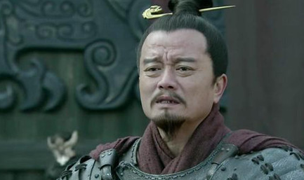 袁术竟然敢率先称帝，这到底是夜郎自大还是信心满满？