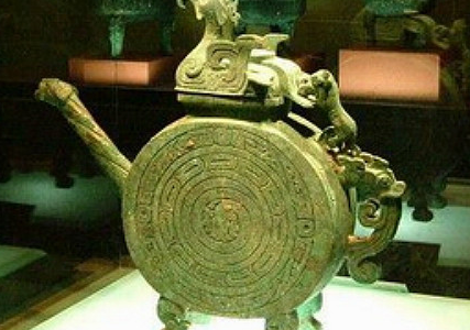 盉作为中国古代盛酒器，青铜盉最早出现于哪个时期？
