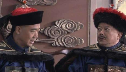 历史上的和珅到底是什么样的 和珅是忠臣还是奸臣