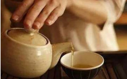 在中国数千年的茶文化当中，茶文化有哪些相关的礼仪？