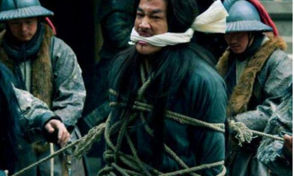 曹操杀吕布时，为什么要先勒死再砍头？