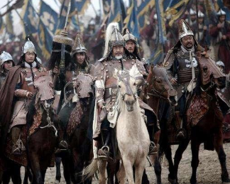 成吉思汗是如何对待手下的将领的？为什么那些人都愿意为他卖命？