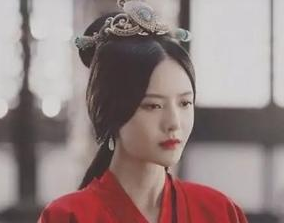 甄宓的家世如何？她为什么会嫁给曹丕？