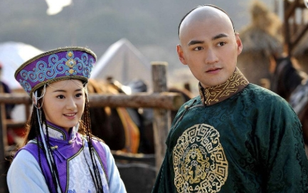 在清朝康熙时期，哪位皇子的命运在后期却十分悲惨？