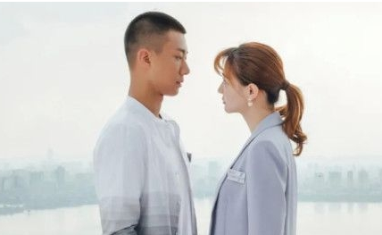 《飞鸟集》苏小满喜欢谁？苏小满最后和谁在一起了？